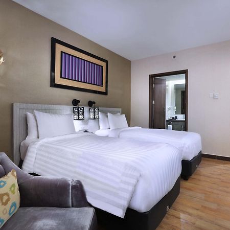 Harper Perintis By Aston Hotell Makassar Eksteriør bilde