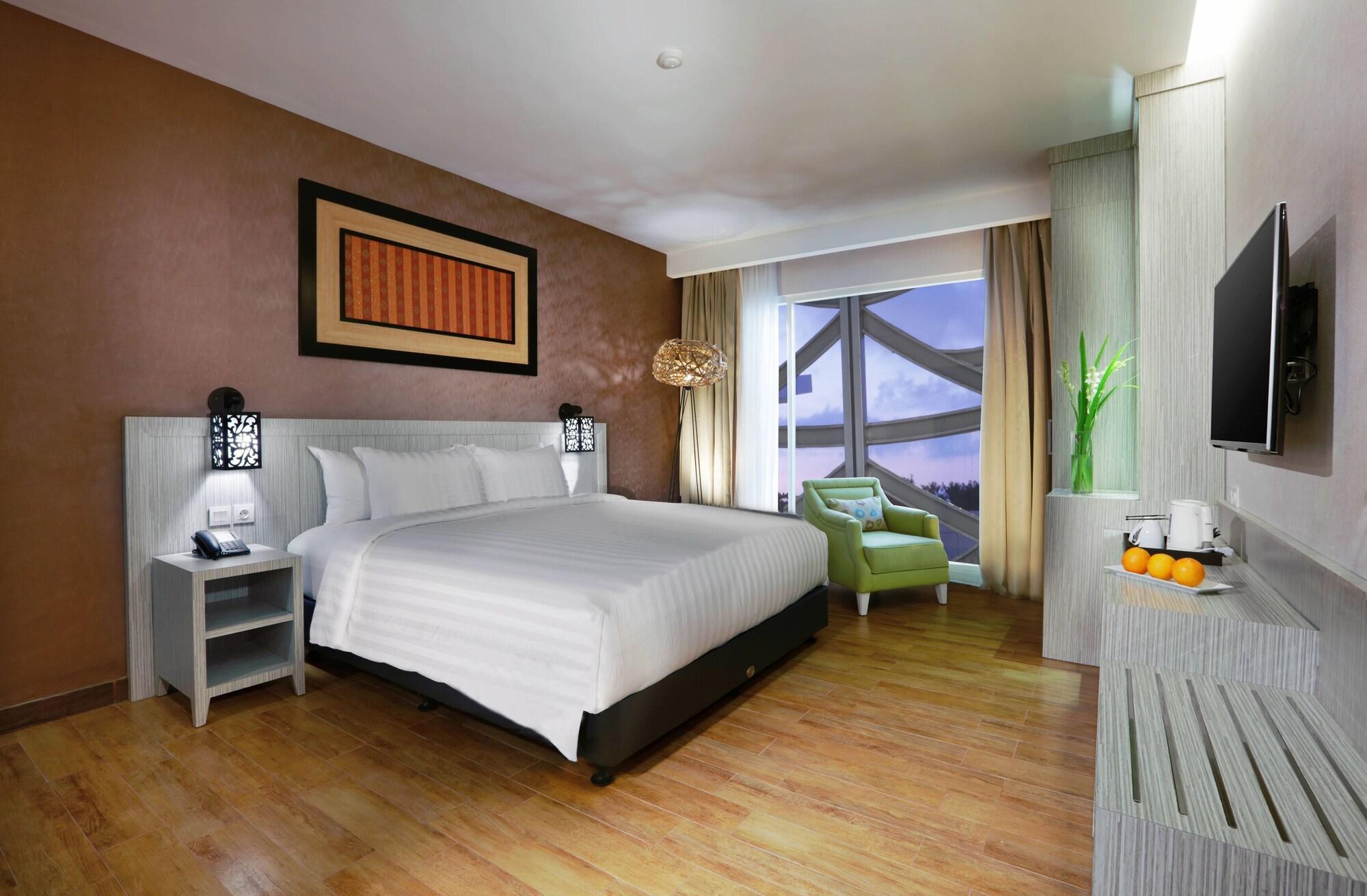 Harper Perintis By Aston Hotell Makassar Eksteriør bilde