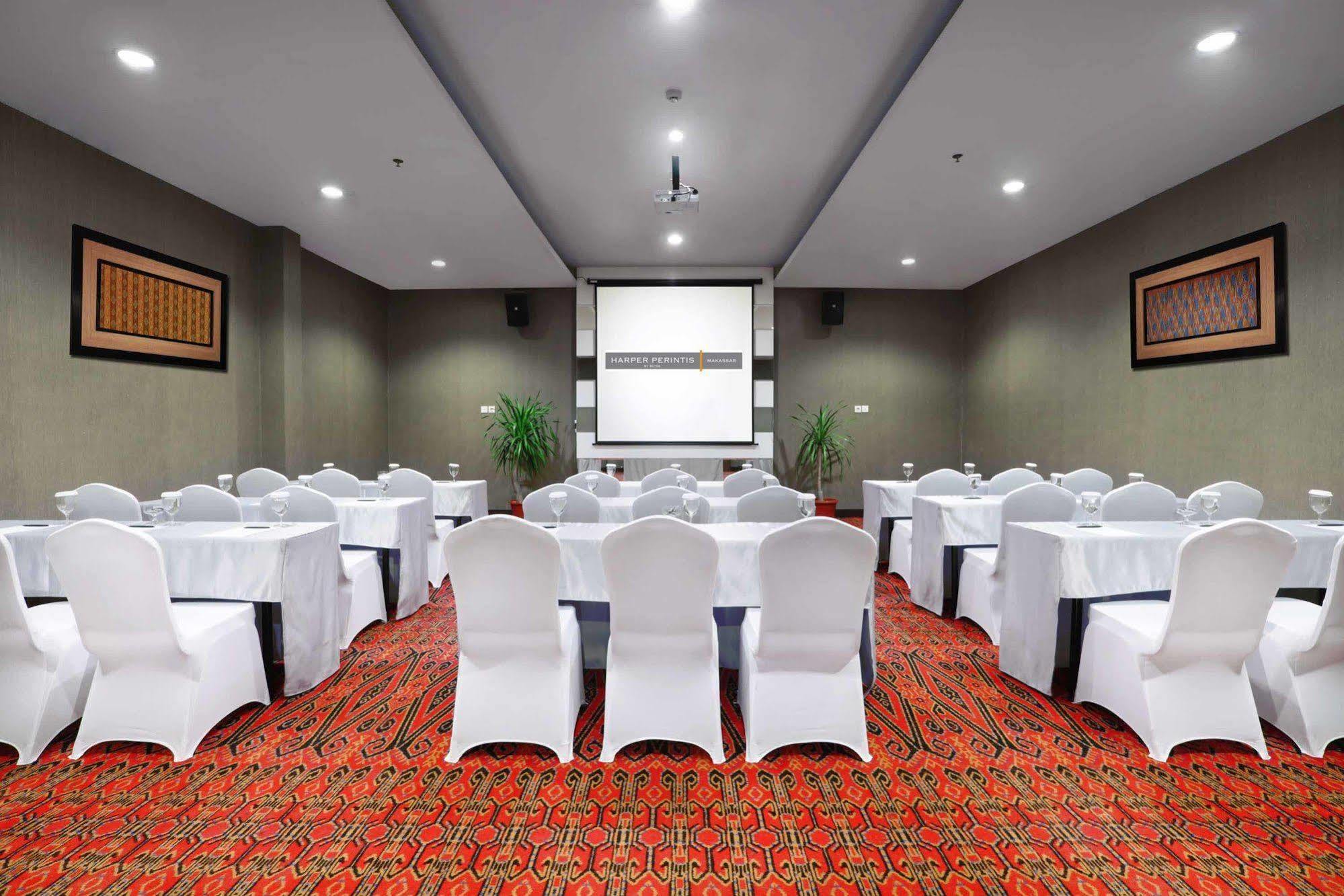 Harper Perintis By Aston Hotell Makassar Eksteriør bilde